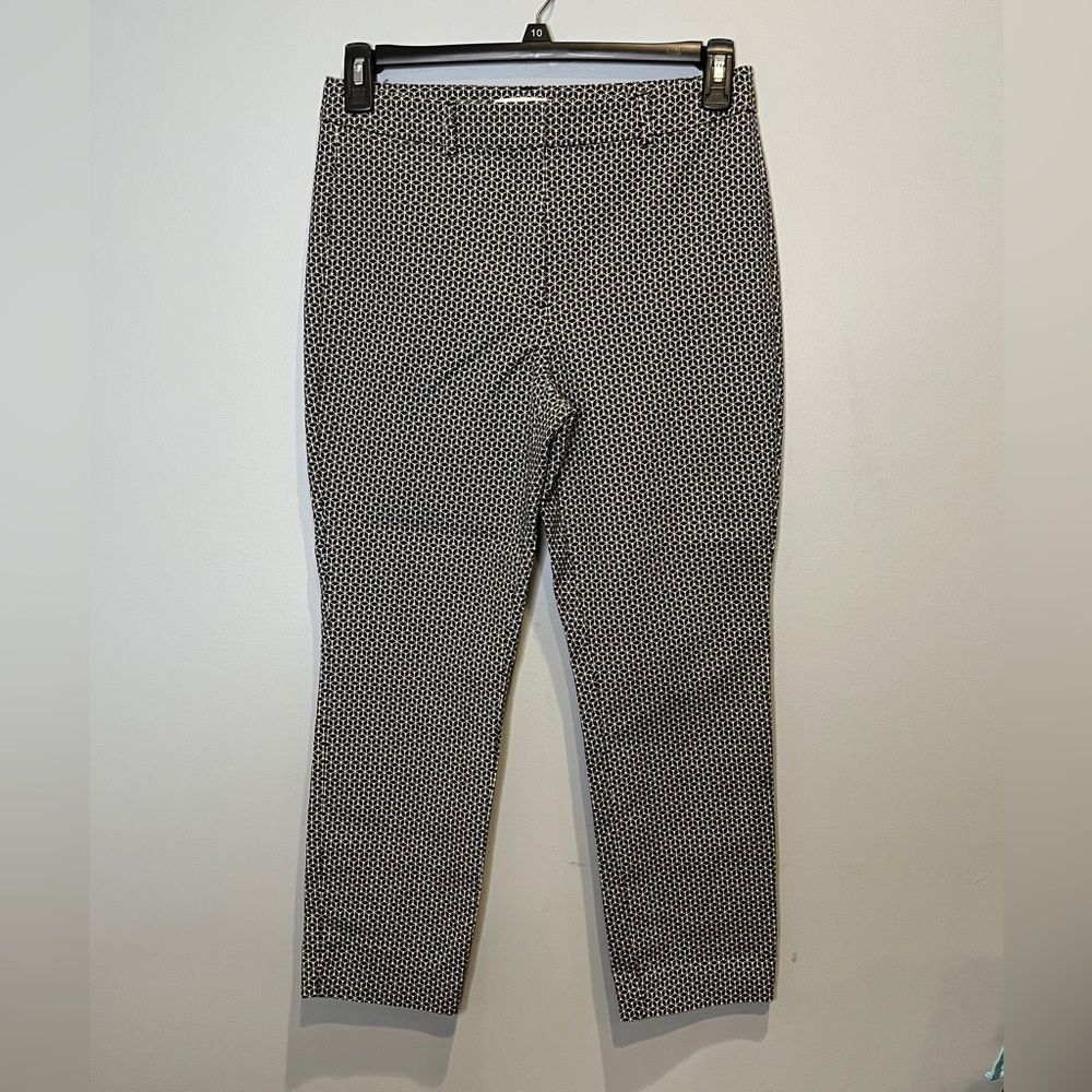 White House Black Market Geometric Women’s Pants - Size 8